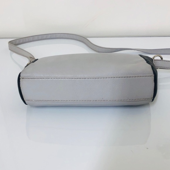 Nine West vintage 80s look style Crossbody Purse - Picture 6 of 8